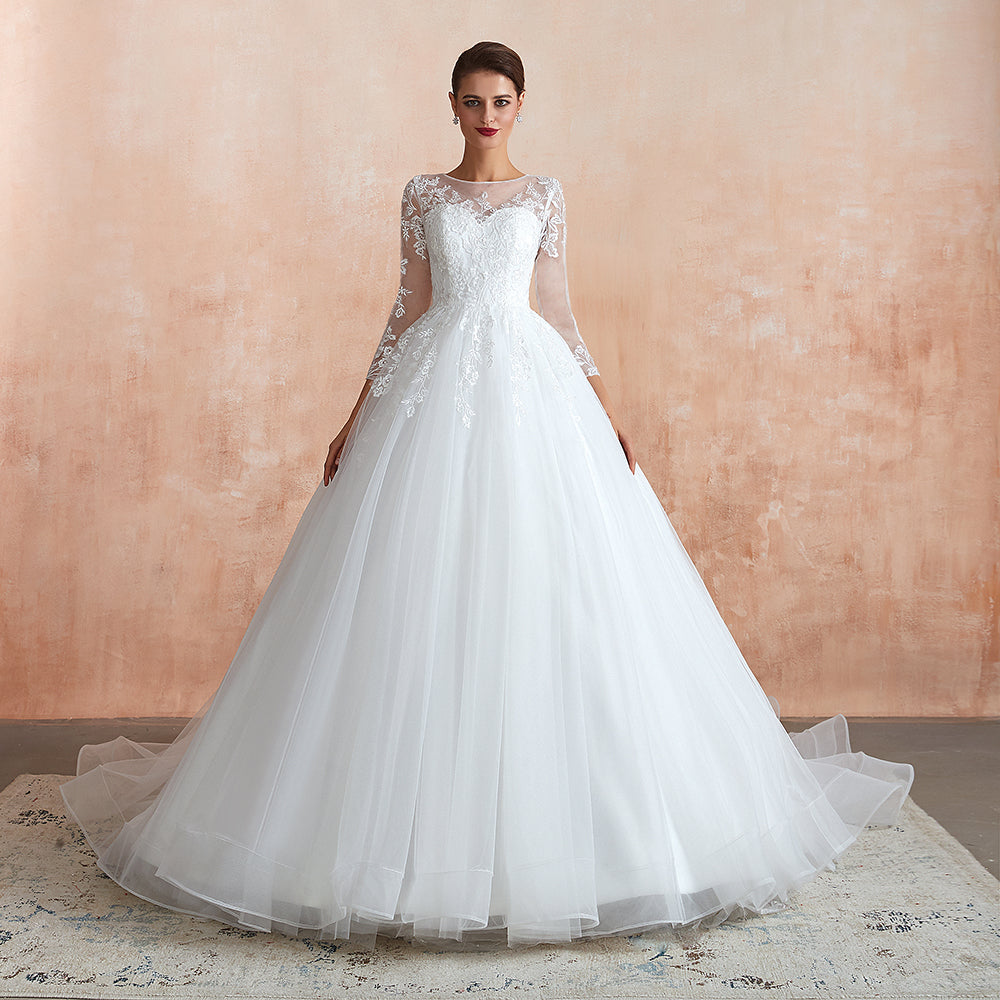 Affordable Lace Jewel White Tulle Wedding Dress with 3/4 Sleeves