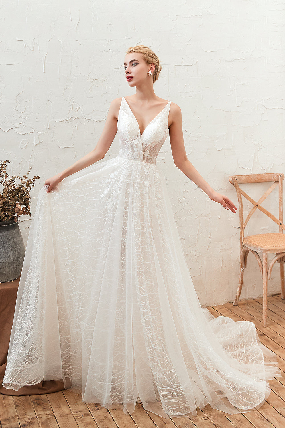 Affordable Tulle V-Neck Long Wedding Dress with Appliques