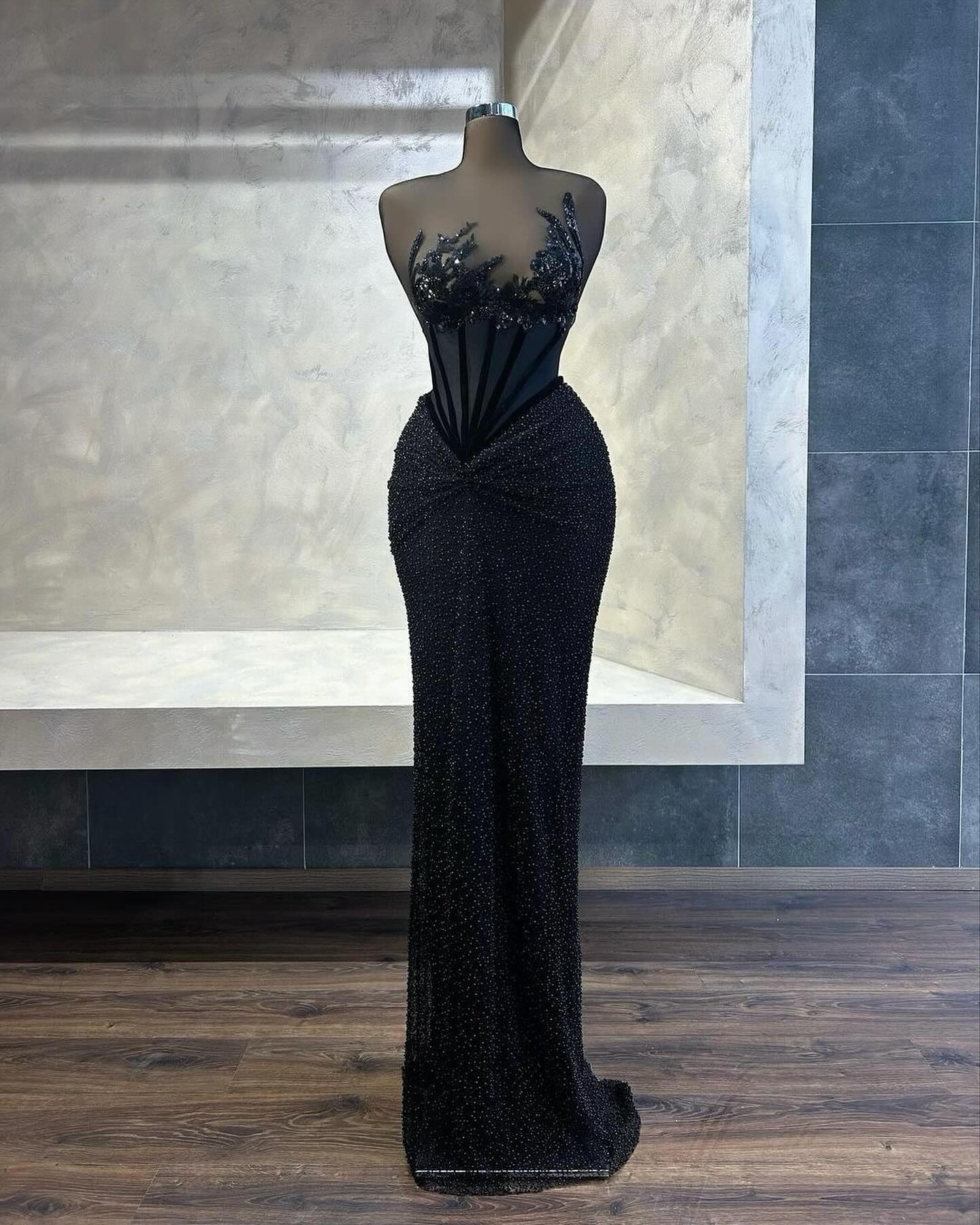 Sexy Plunging Illusion V-Neck Beaded Lace Appliques Long Prom Party Dress