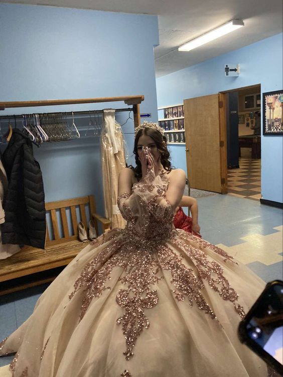 Princess Sparkly Sweet 16 Quinceanera Dress Sequin Applique Beaded Pageant Party Dress Mexican Girl Ball Gown