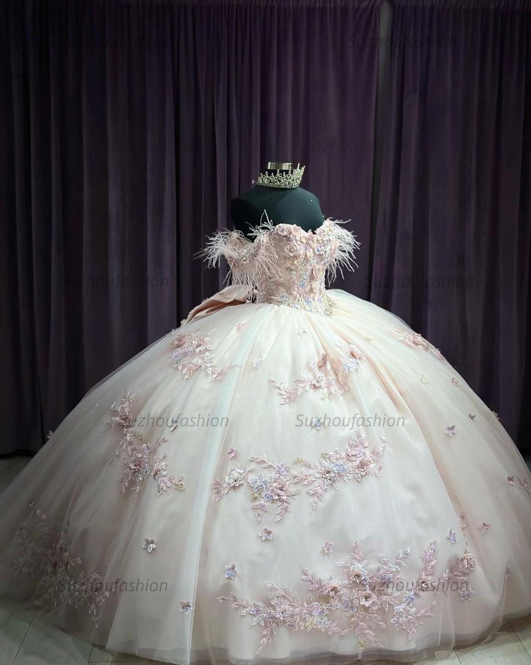 Ball Gown Off Shoulder Feather Flowers Lace Appliques Beaded Bow Knot Quinceanera Dress Princess Birthday Party Gown For Sweet 16