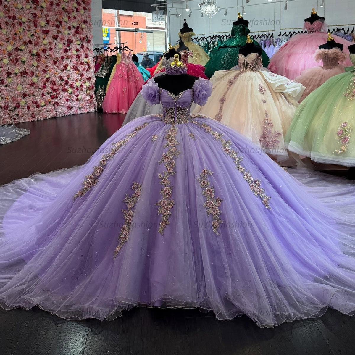 Ball Gown Off Shoulder Sleeveless Pleated Beaded Flower Appliques Glitter Lavenda Tulle Quinceanera Dress Birthday Party Gown For Sweet 16