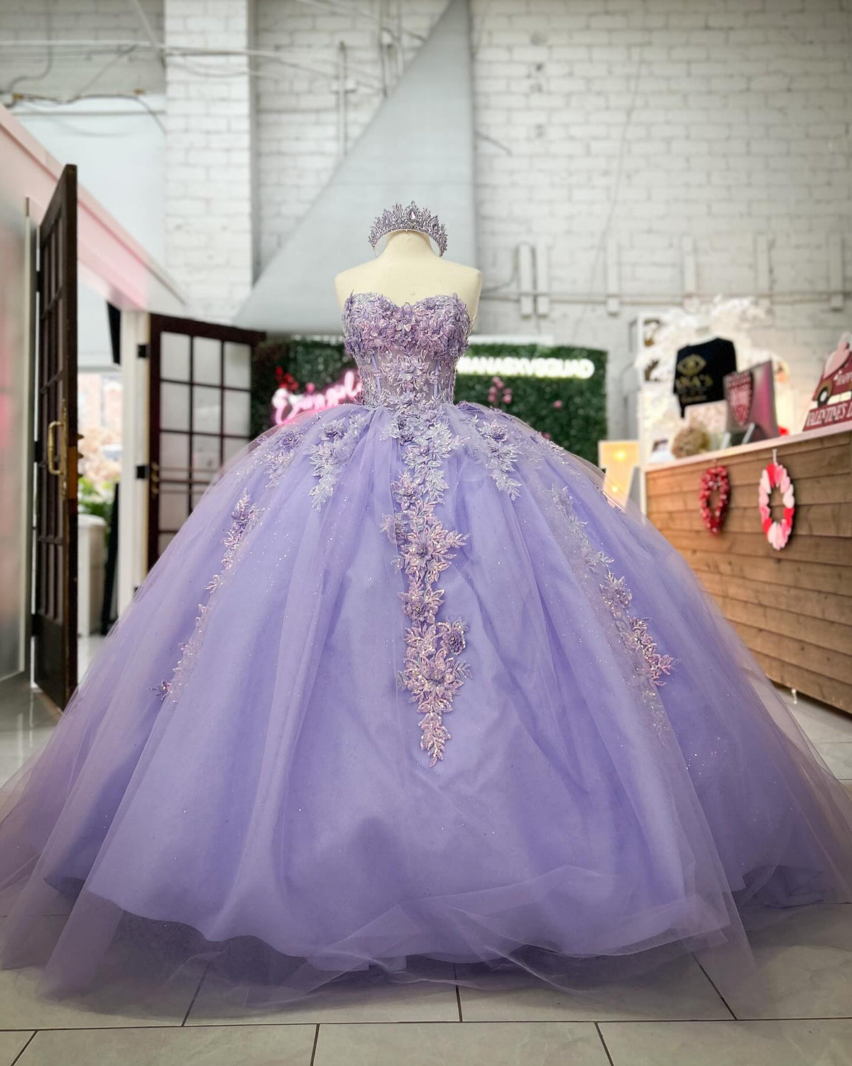 Ball Gown Strapless Sleeveless Fully Sequins Flower Appliques Pleated Lilac Tulle Quinceanera Dress Evening Formal Gown Birthday Party Dress For Sweet 16
