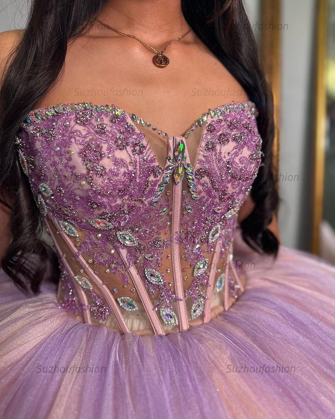 Ball Gown Sweetheart Neck Sleeveless Lace Appliques Princess Formal Evening Party Gown Quinceanera Dressfor Sweet 16