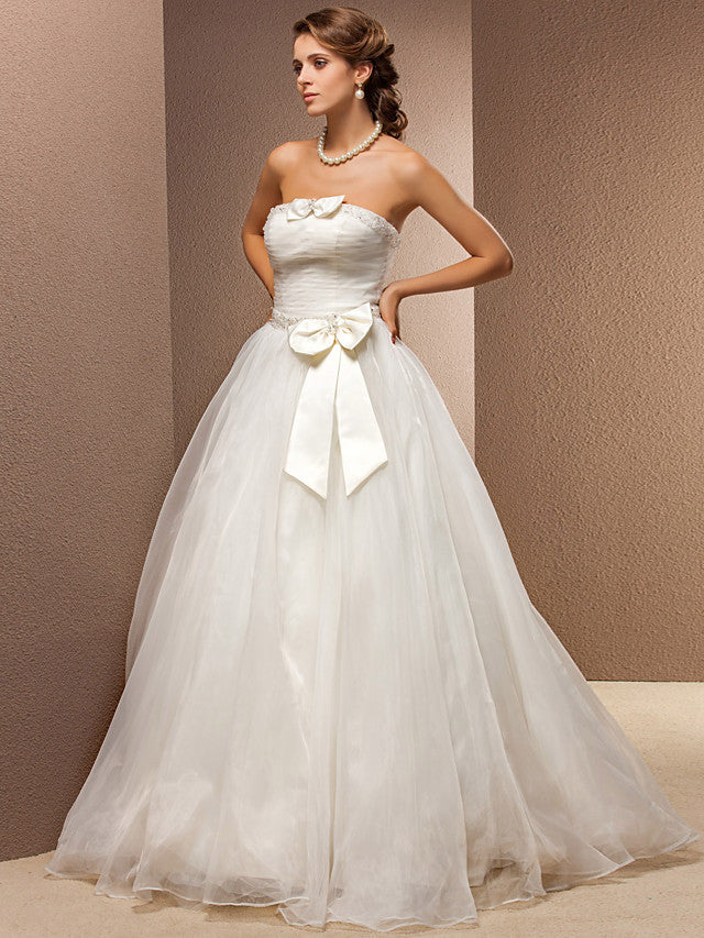 Ball Gown Wedding Dress Strapless Tulle Sleeveless Bridal Gowns On Sale
