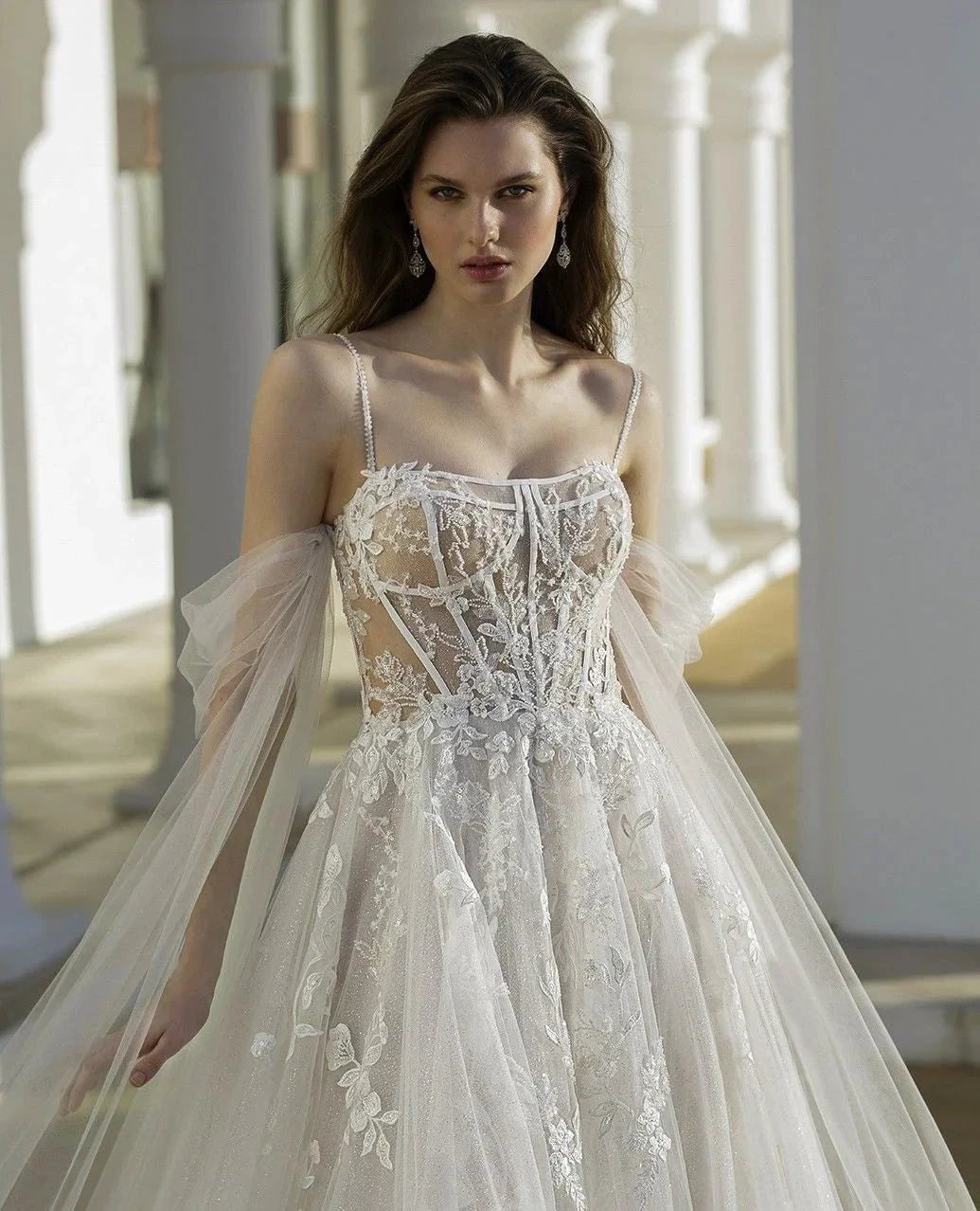 Beautiful A-Line Tulle Lace Spaghetti Straps Long Sleeve White Wedding Dresses With Appliques (ZD15573)