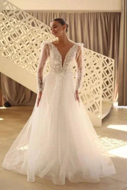 Beautiful Long A-line V-neck Lace Tulle Wedding Dress With Long Sleeves (ZD15582)