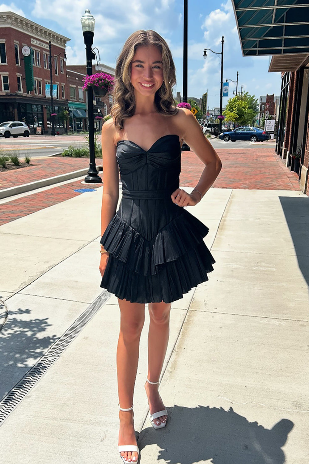 Black A Line Homecoming Dresses Sweetheart Short Corset Cocktail Dresses With Ruffles