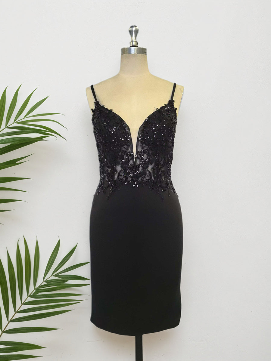 Bodycon V-Neck Short Homecoming Dress with Appliques - FashionDia