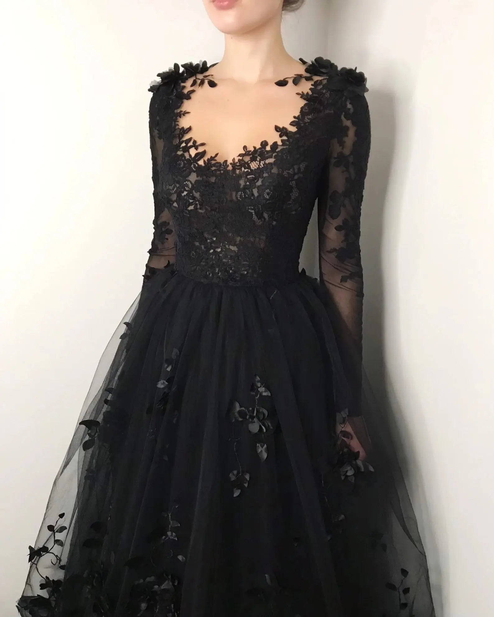 Black Luxury Gothic Wedding Dress 3D Floral Lace Tulle Sweep Train ZP026