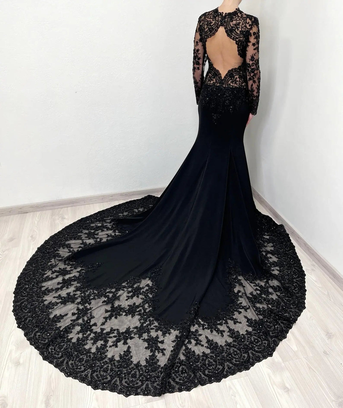 Black Luxury Gothic Heavy Beading Wedding Dress Mermaid Sheer Full Lace Circular Train ZP193
