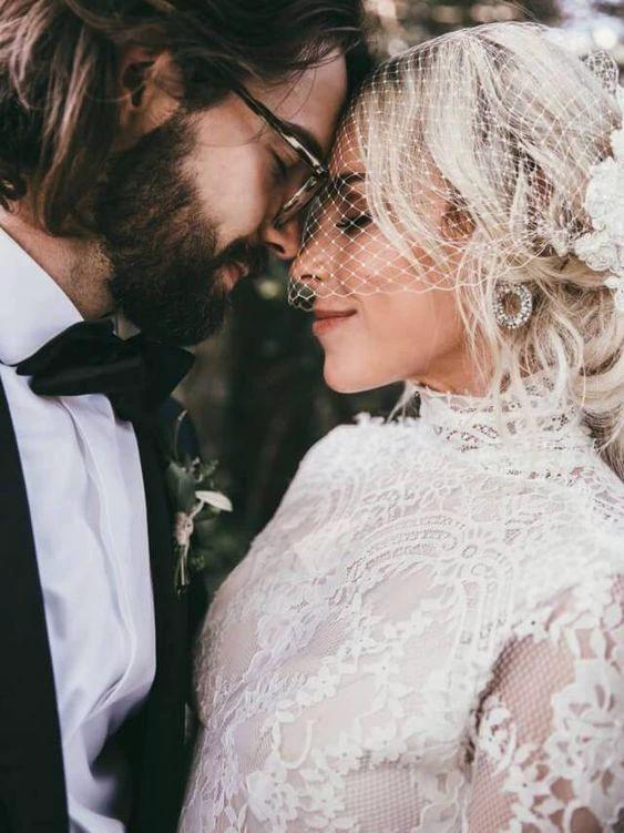Boho High Neckline Long Sleeves Lace Wedding Dresses Rustic Wedding (ZD16210)