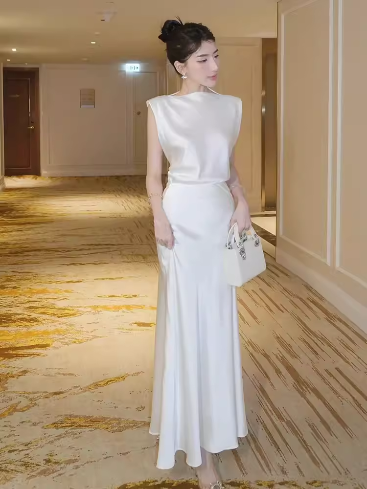 Sexy Mermaid Scoop Sleeveless White Long Prom Dress - FashionDia