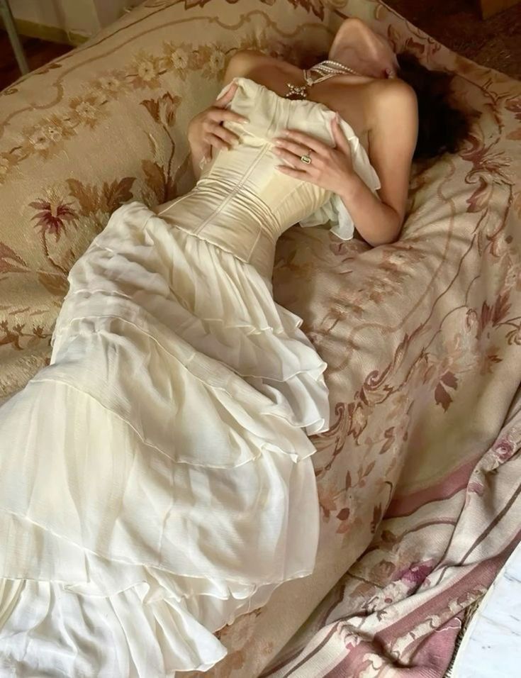 Sexy Sheath Strapless Chiffon Long White Prom Dresses