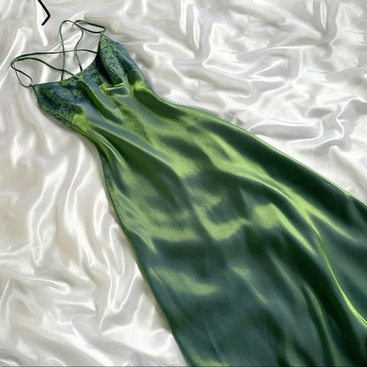 Modest Sheath Spaghetti Straps Long Green Prom Dress Evening Dresses