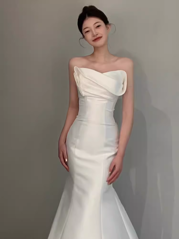 Vintage Mermaid Strapless White Satin Long Wedding Dresses C20