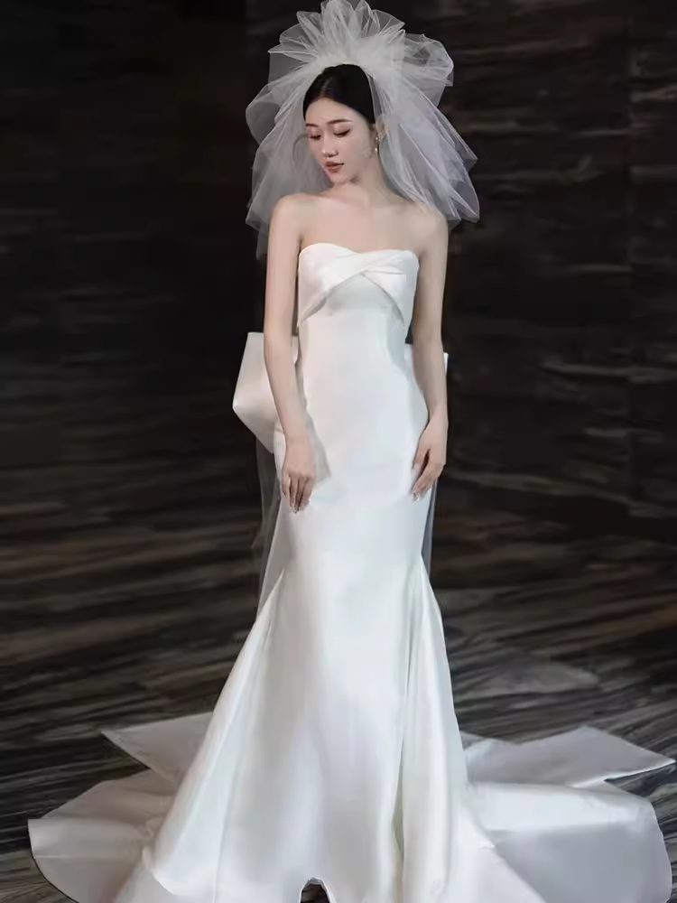 Vintage Mermaid Strapless White Satin Long Wedding Dresses C21