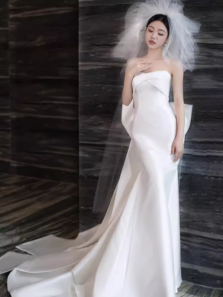 Vintage Mermaid Strapless White Satin Long Wedding Dresses C21