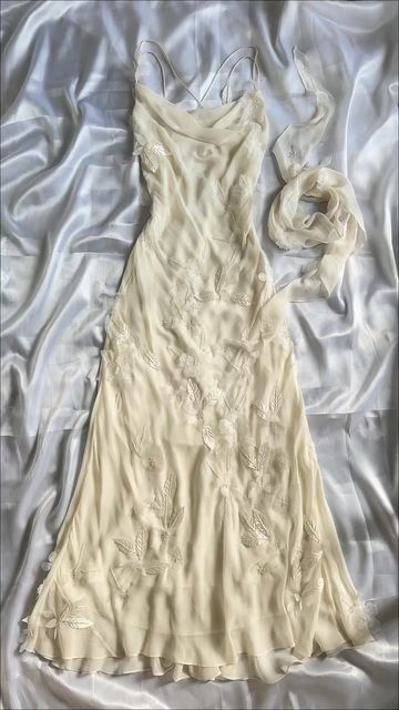 Elegant Sheath Spaghetti Straps Long Ivory Backless Prom Dresses Evening Dress