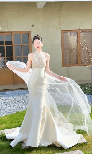 Dreamy Mermaid Halter Satin Tulle Long Wedding Dresses