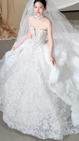 Timeless White Ball Gown Starpless Tulle Lace With Veil Long Wedding Dresses