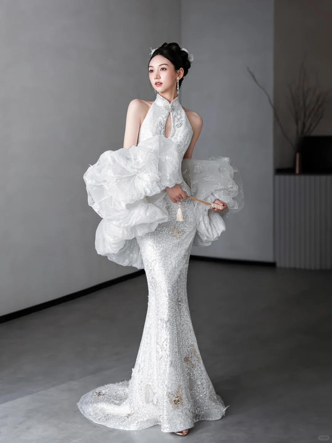 Timeless Mermaid White Halter Satin Tulle Sequin Long Wedding Dresses