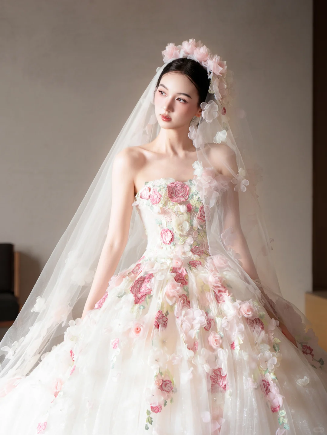 Dreamy Ball Gown Strapless Tulle Applique With Veil Long Wedding Dresses - View 5 | FashionDia