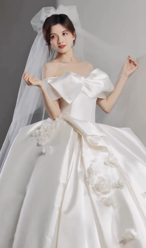 Elegant Ball Gown Off The Shoulder Satin Applique Long Wedding Dresses