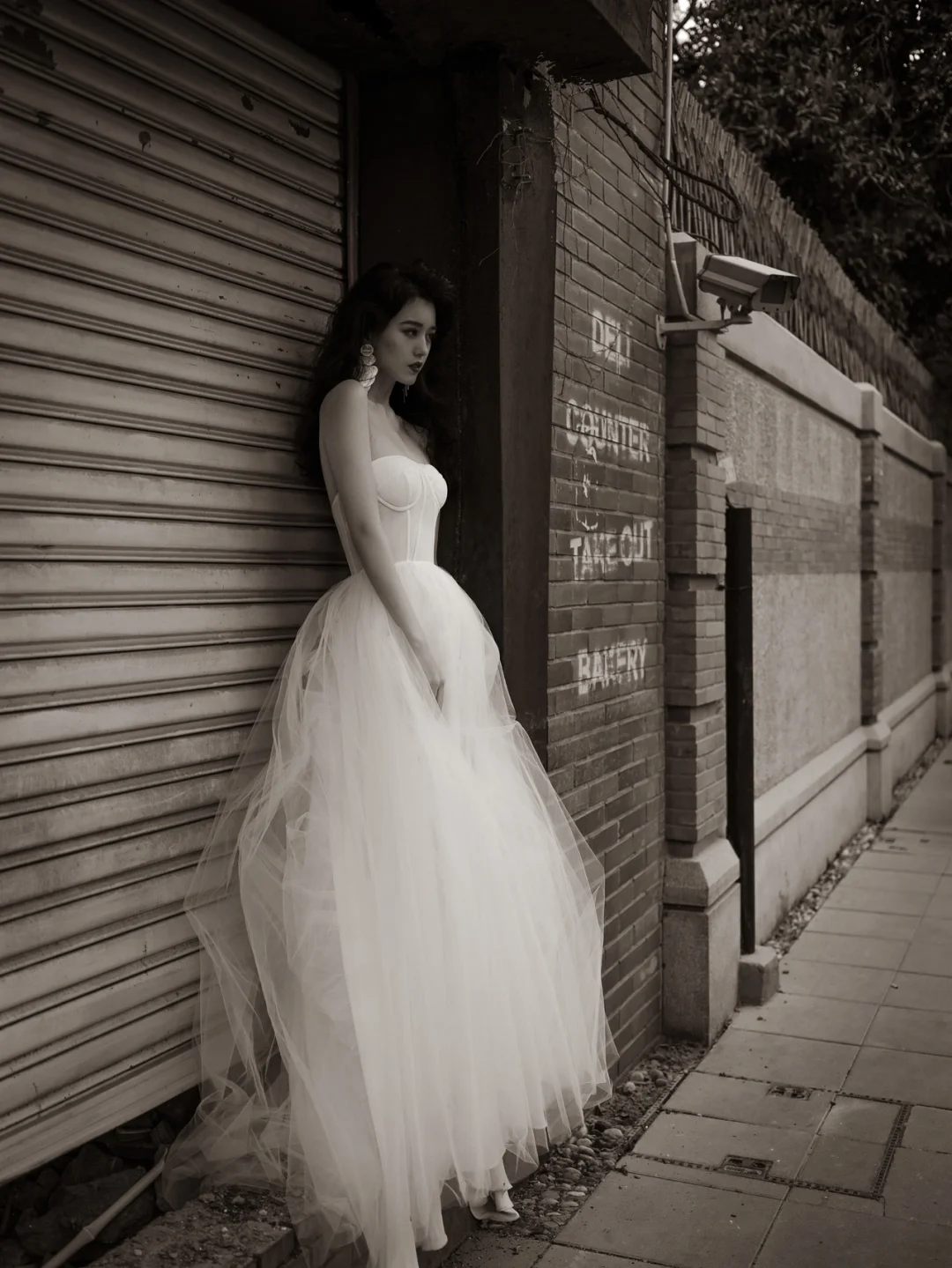 Elegant A Line Strapless Tulle Long Wedding Dresses