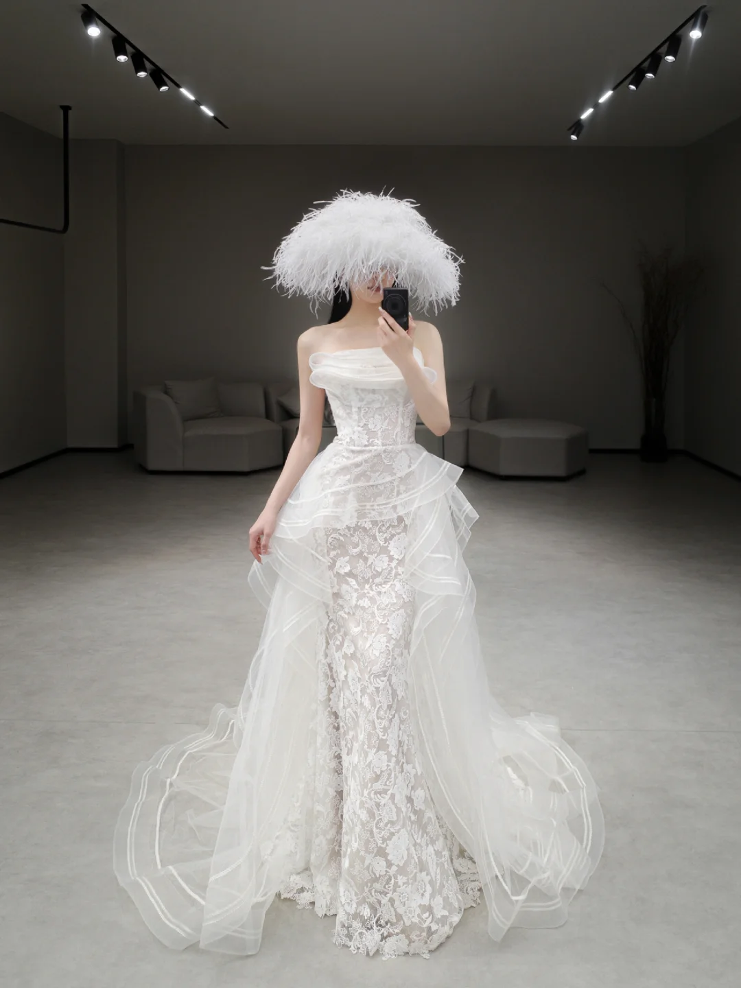 Elegant Mermaid Strapless Tulle Lace Long Wedding Dresses