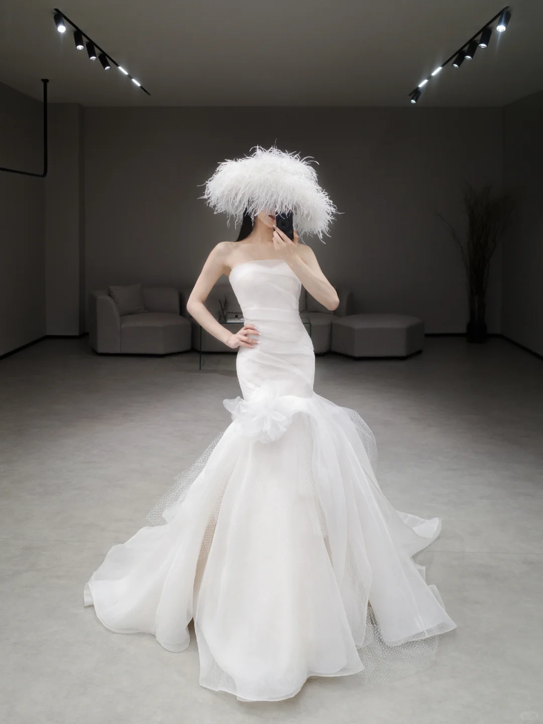 Chic Mermaid Strapless Tulle Long Wedding Dresses
