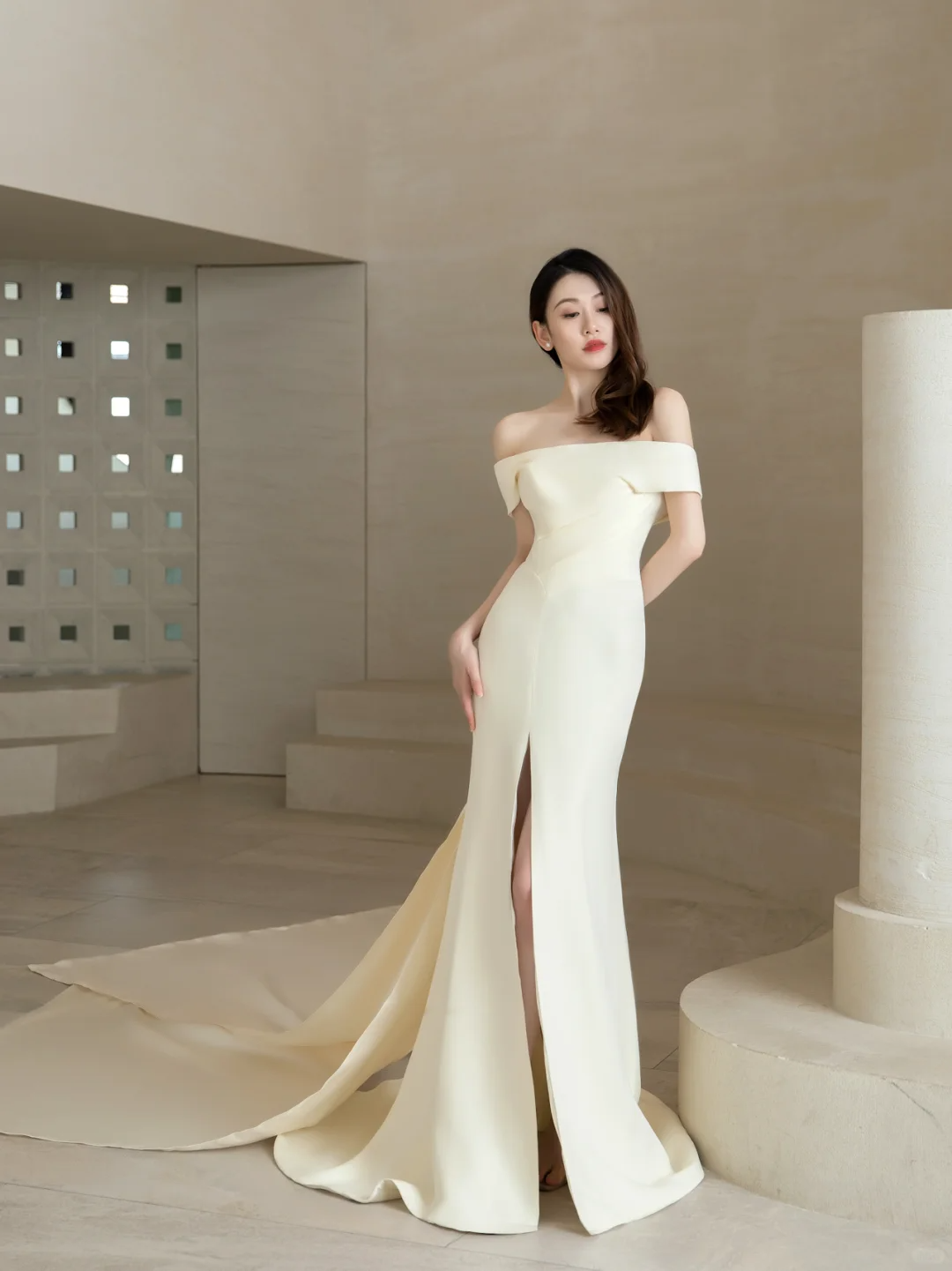 Elegant Mermaid Off The Shoulder Satin Long Wedding Dresses