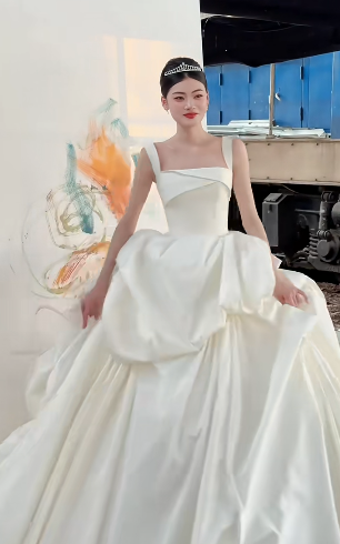 Unique Ball Gown Square Satin Pleated Long Wedding Dresses