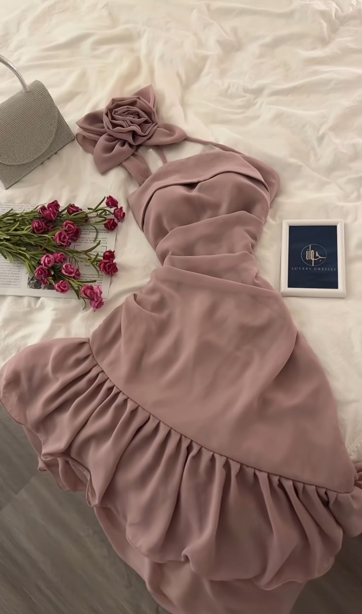 Classy A-Line Strapless Chiffon With Flower Short Homecoming Dress 18th Birthday Outfits - FashionDia