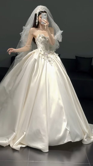 Timeless Ball Gown Strapless Satin Sequin Beads With Veil Long Wedding Dresses