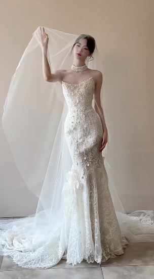 Stunning Mermaid Strapless Tulle Lace Beads With Veil Long Wedding Dresses