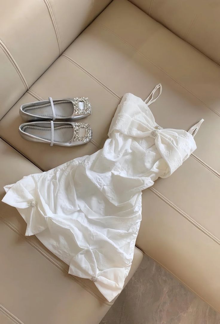 Cute A-Line Spaghetti Straps Satin Short Homecoming Dress 18th Birthday Outfits - FashionDia