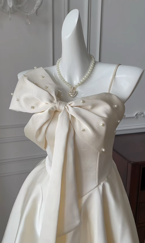 Cute A-Line Spaghetti Straps Satin Beads Short Homecoming Dress 16th Birthday Outfits - View 2 | FashionDia