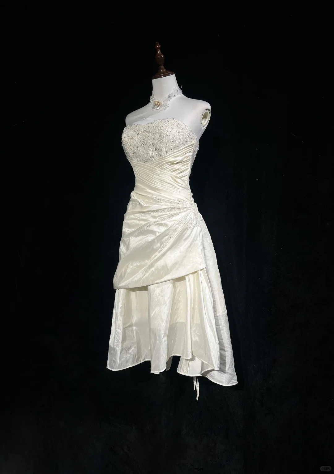 Classy A-Line Strapless Satin Beads Pleated Short Homecoming Dress 19th Birthday Outfits - FashionDia