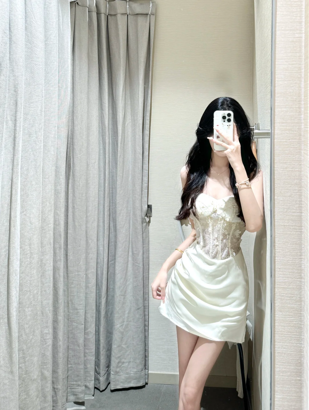 Chic A-Line Strapless Satin Lace Short Homecoming Dress 18th Birthday Outfits - FashionDia