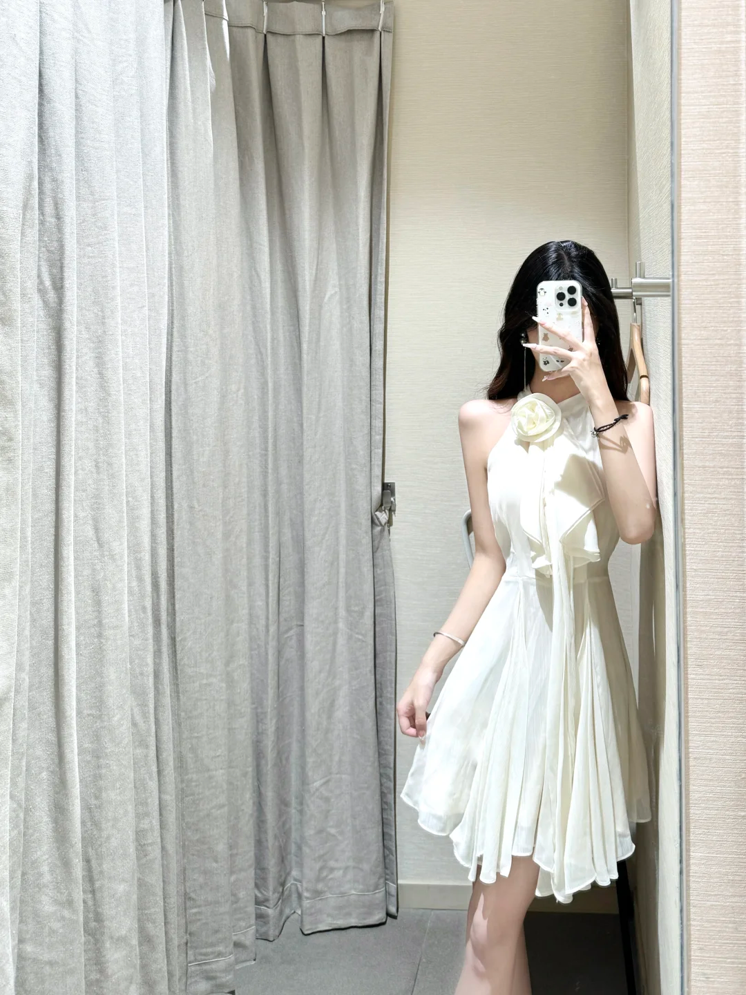Classy A-Line Halter Chiffon Short Homecoming Dress 20th Birthday Outfits - FashionDia