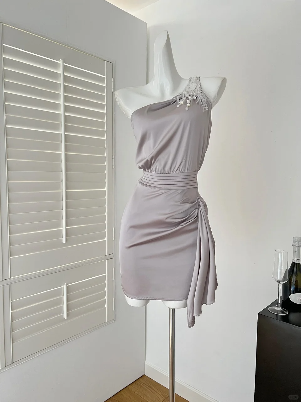Chic Mermaid One-Shoulder Satin Short Homecoming Dress 19th Birthday Outfits - FashionDia