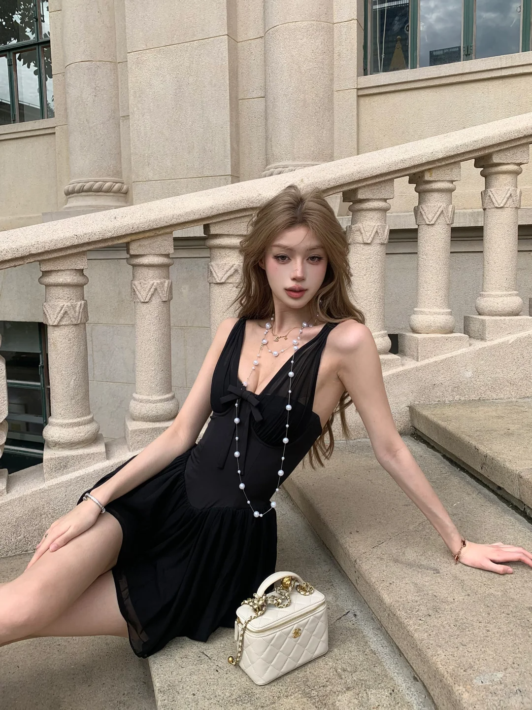 Classy A-Line V-Neck Black Satin Chiffon Short Homecoming Dress 20th Birthday Outfits - FashionDia
