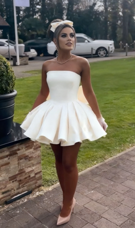 Pretty A-Line Strapless Satin Back With Bow Short Homecoming Dress 18th Birthday Outfits - View 3 | FashionDia