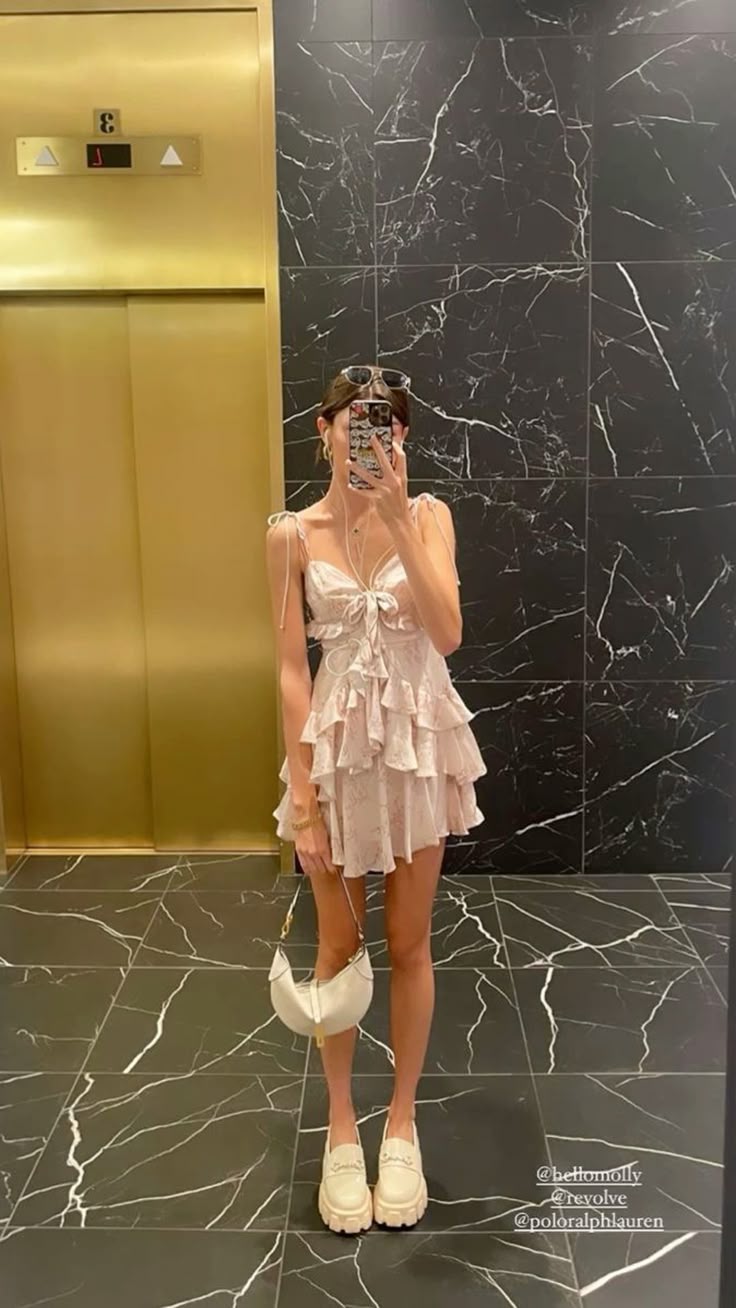 Cute A-Line Spaghetti Straps Satin Short Homecoming Dress 17th Birthday Outfits - FashionDia