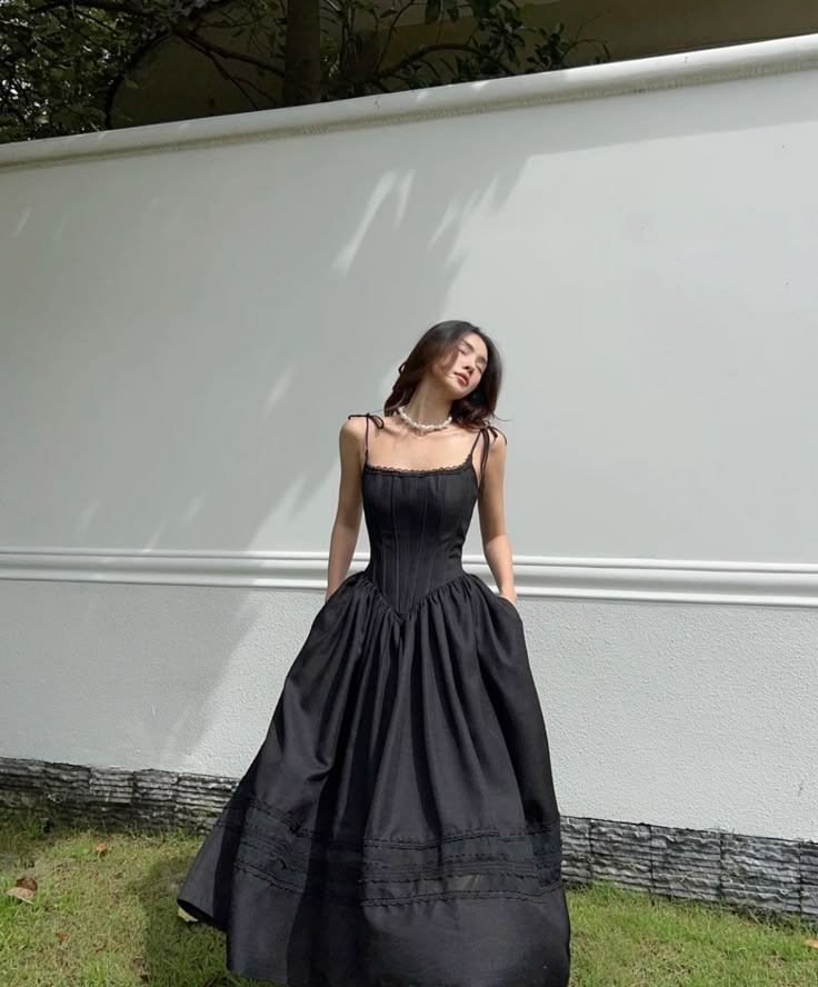 Classy A-Line Spaghetti Straps Black Satin Long Prom Dresses Formal Dress - FashionDia