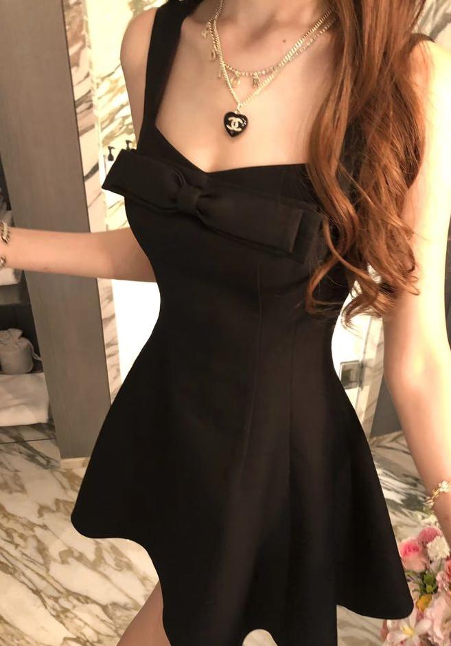 Classy A-Line Spaghetti Straps Black Satin With Bow Short Homecoming Dress 18th Birthday Outfits - FashionDia