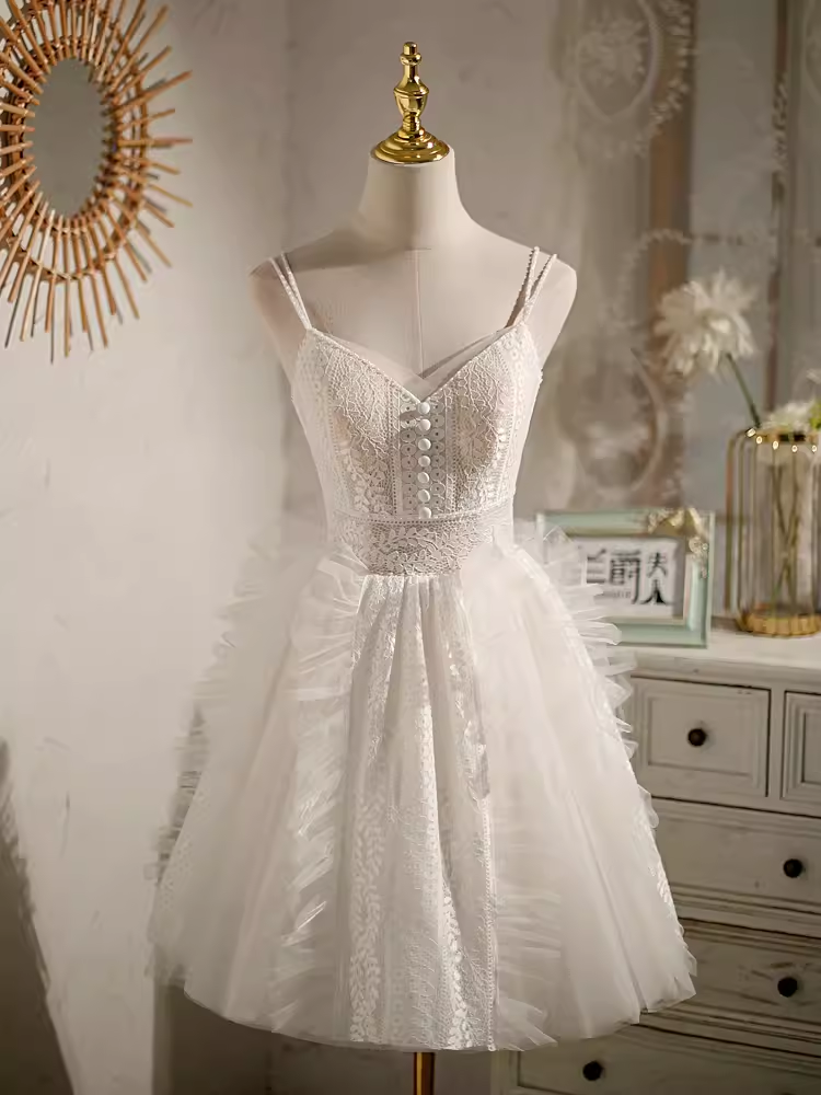 Cute Ball Gown Straps White Birthday Outfits Tulle Lace Homecoming Dresses