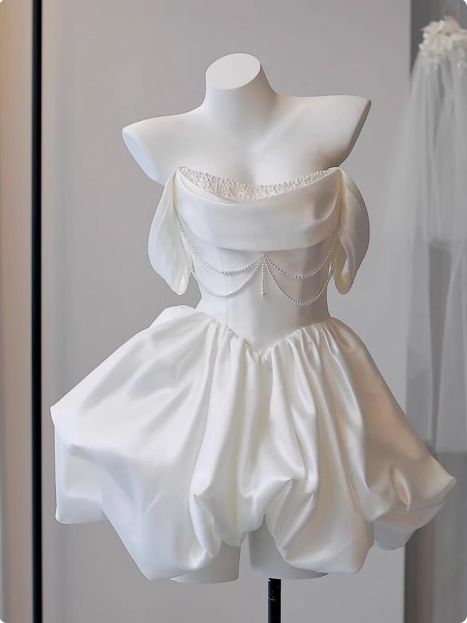 Pretty Ball Gown Off-the-Shoulder Satin Beads Short Homecoming Dress 18th Birthday Outfits - FashionDia