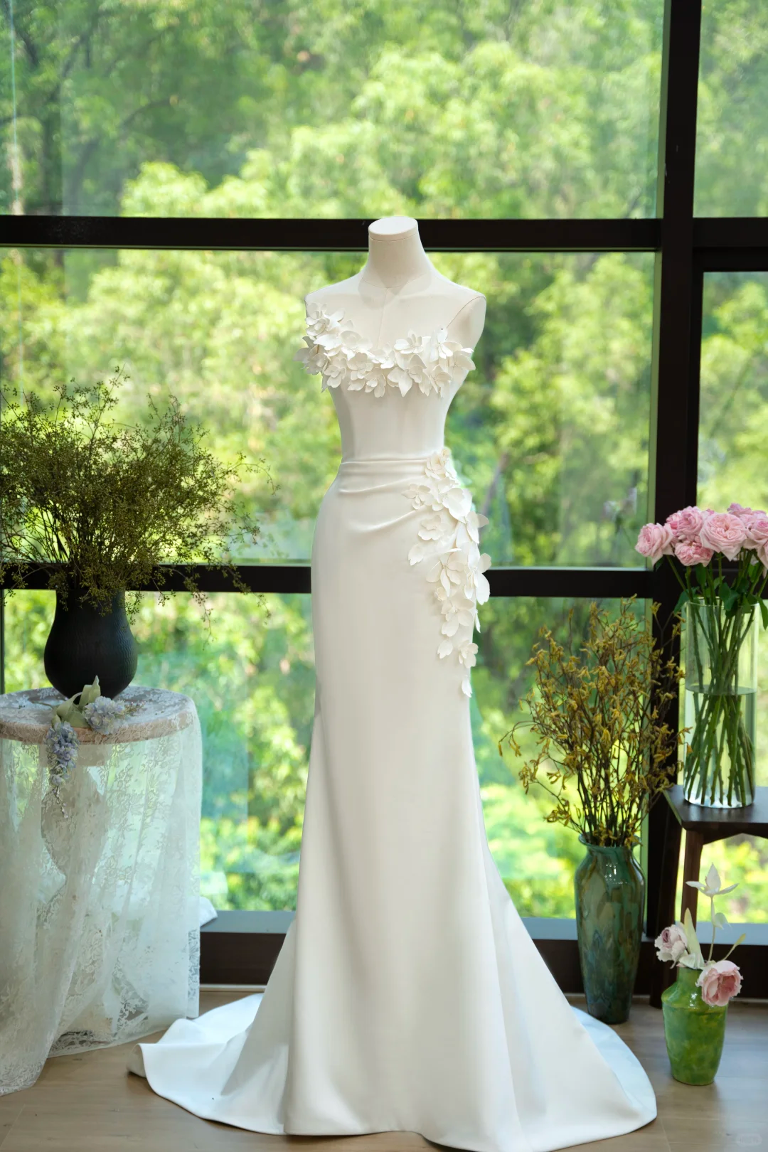 Classy Mermaid Strapless White Satin Applique Long Prom Dress, Evening Dress - FashionDia